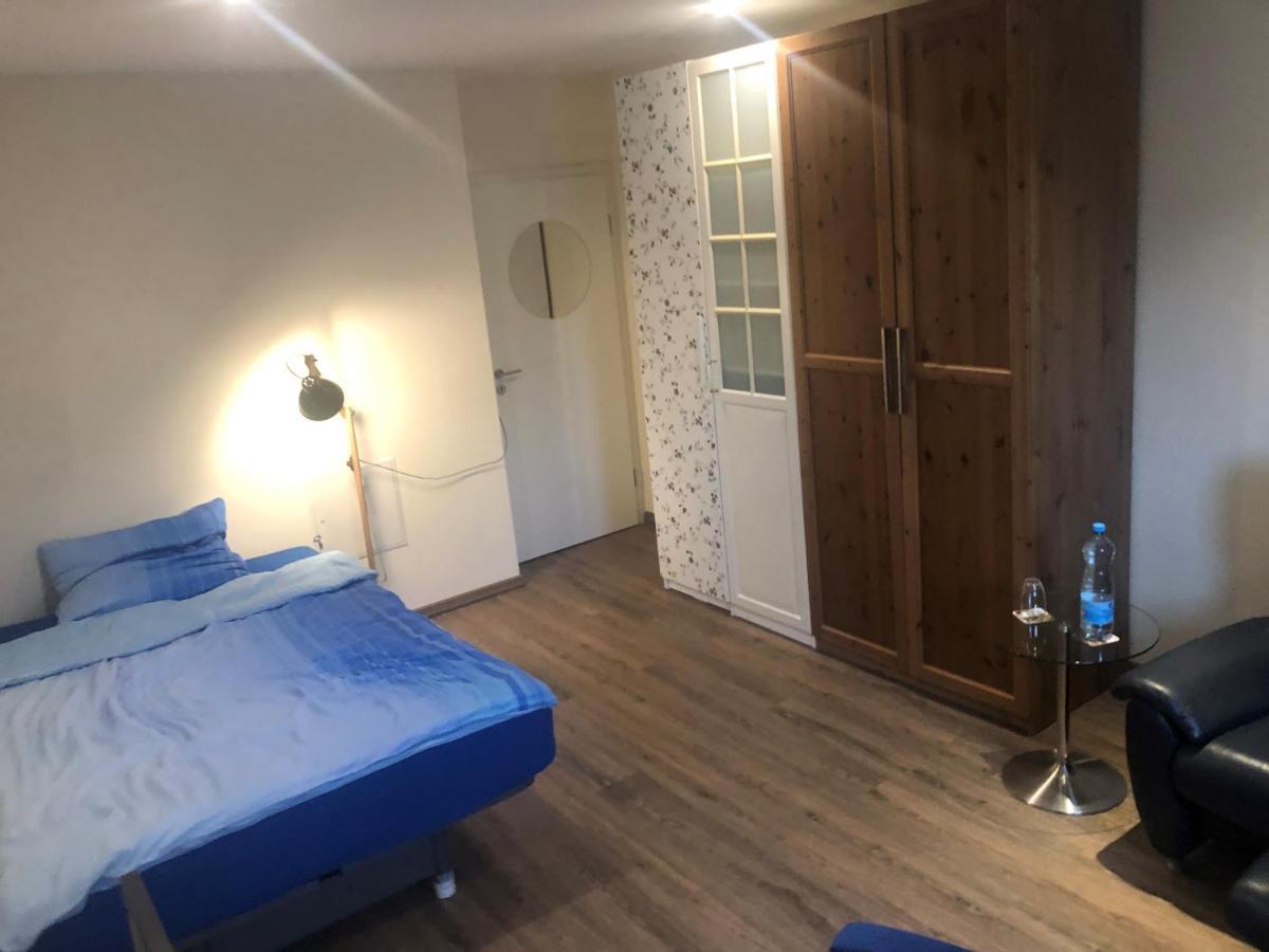 Calm Spacy Room, Own Modern Bath, Near Center, To 1 Person Or A Couple - Not Suitable For Craftsmen, Not Accepted - Privatly Rented Нюрнберг Экстерьер фото